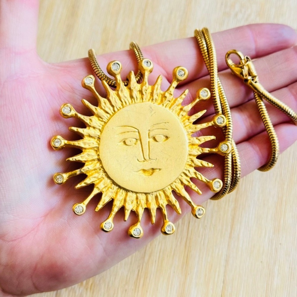 VTG The Icing Iconic Sun face Necklace Whimsical Rhinestone Gold Plated 80s 28"